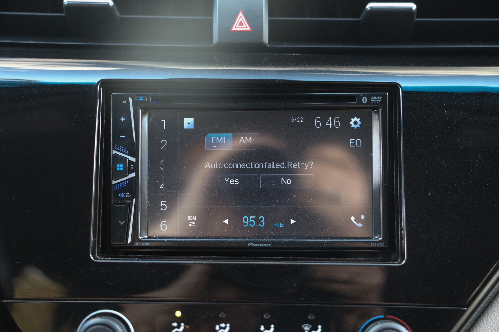 Used 2020 Toyota Camry LE FWD image 34