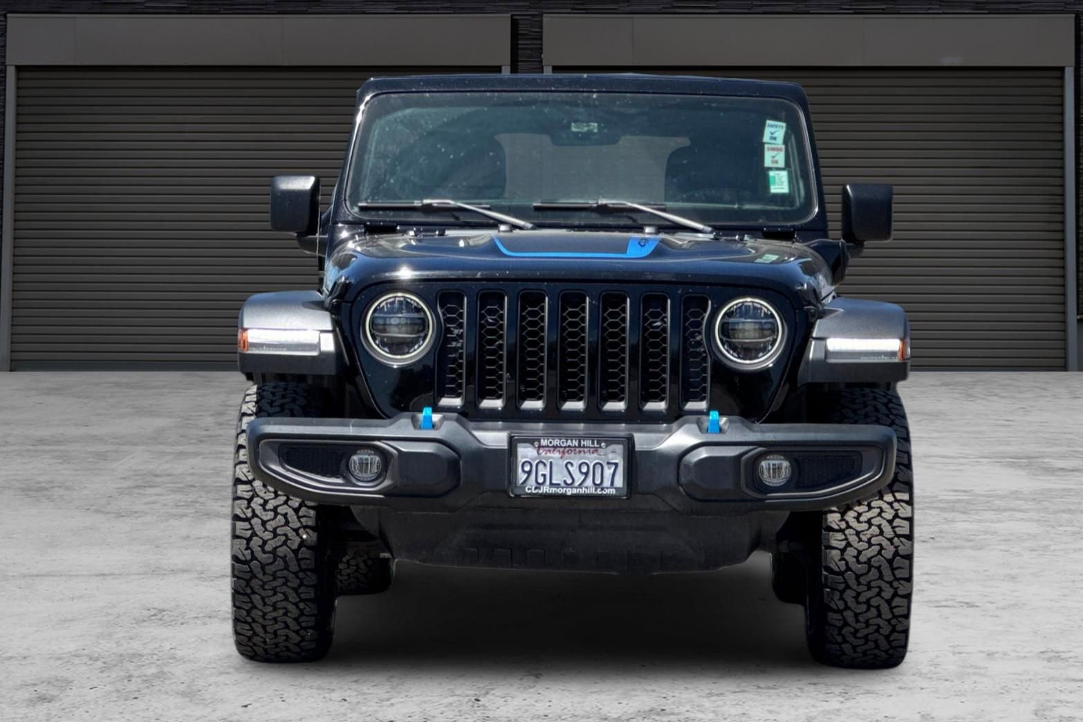 Used 2022 Jeep Wrangler Unlimited Rubicon 4xe w/ Cold Weather Group AWD/4WD image 10
