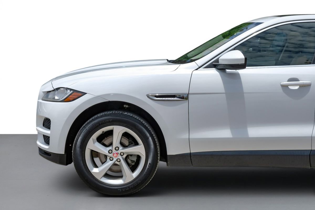 Used 2019 Jaguar F-PACE Premium AWD/4WD image 10