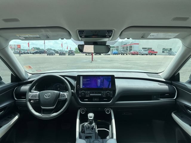 Used 2026 Toyota Grand Highlander FWD image 12