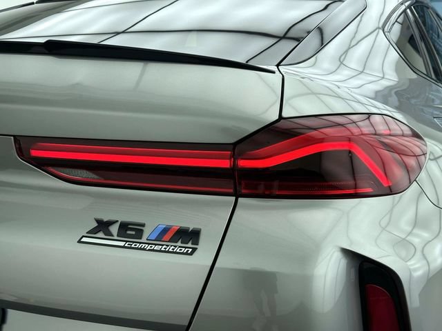 Used 2020 BMW X6 M AWD/4WD image 9