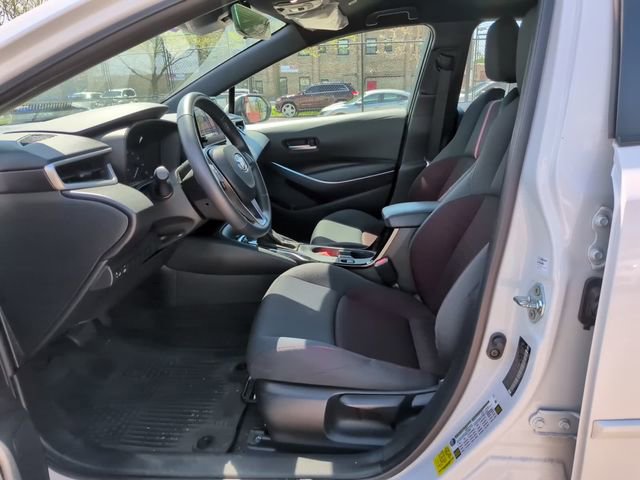 Used 2024 Toyota Corolla SE w/ SE Convenience Package image 15