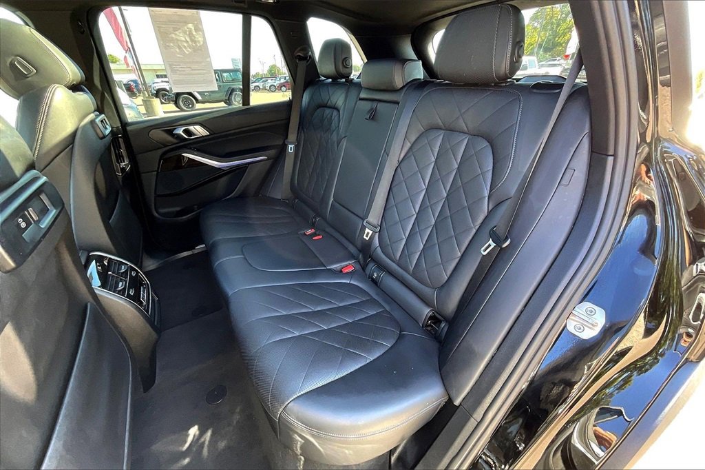 Used 2023 BMW X5 xDrive40i image 26