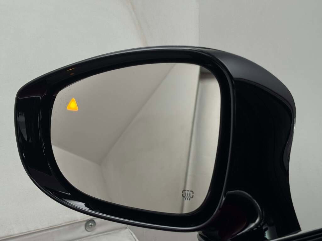 New 2026 Chrysler Pacifica Select image 30