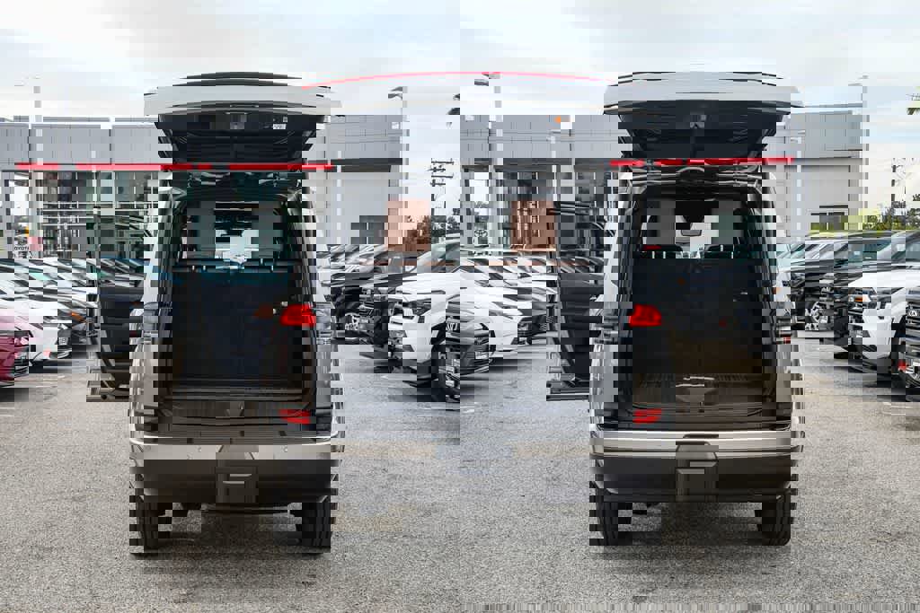 Used 2024 Lexus GX 550 w/ Accessory Package (2T) AWD/4WD image 31