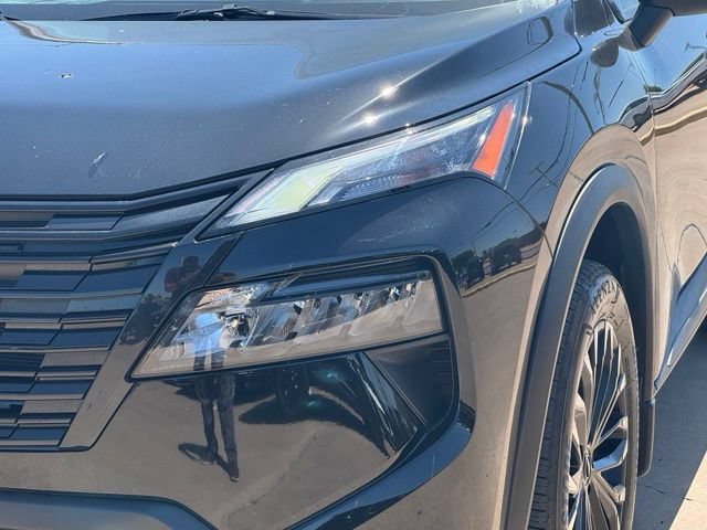 Used 2026 Nissan Rogue Dark Armor FWD image 7