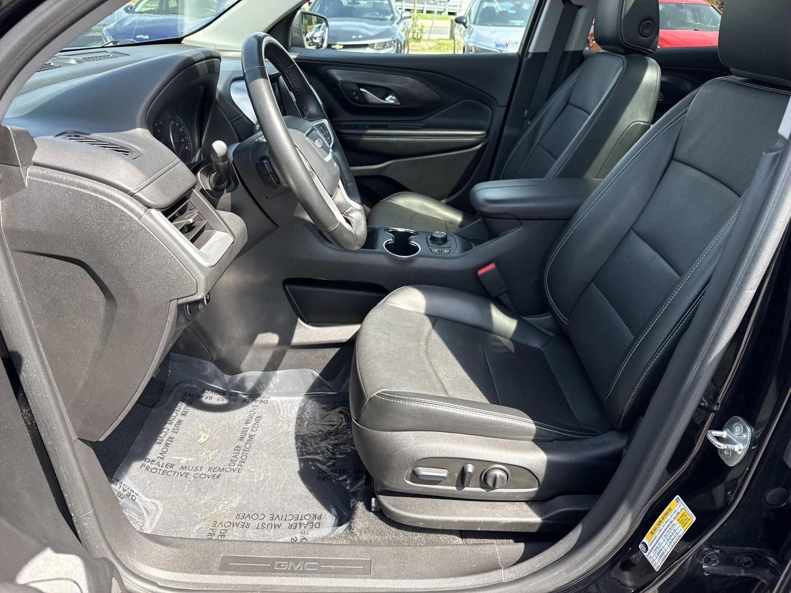 Used 2023 GMC Terrain SLT AWD/4WD image 29