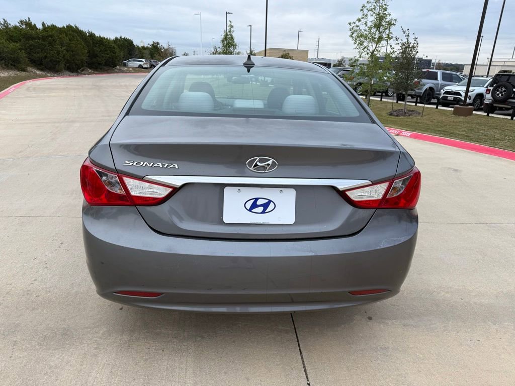 Used 2013 Hyundai Sonata GLS image 6