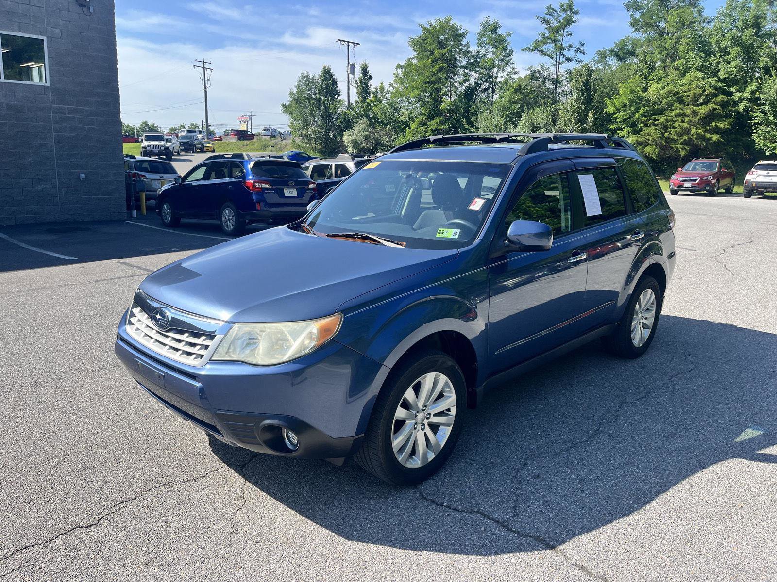 Used 2012 Subaru Forester 2.5X Premium AWD/4WD image 3