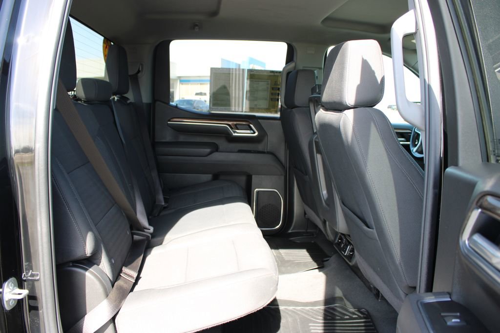 Used 2025 Chevrolet Silverado 1500 LT w/ Work Truck Package image 31