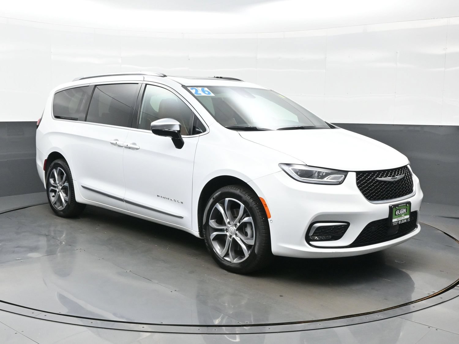 Used 2026 Chrysler Pacifica Pinnacle AWD/4WD image 11