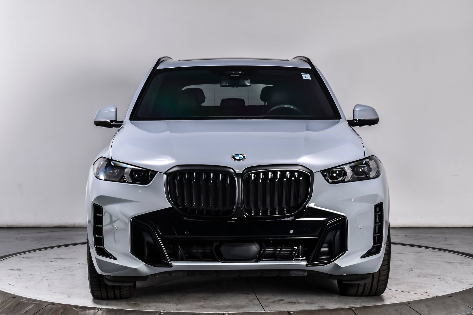 Used 2024 BMW X5 xDrive40i w/ Executive Package AWD/4WD image 9