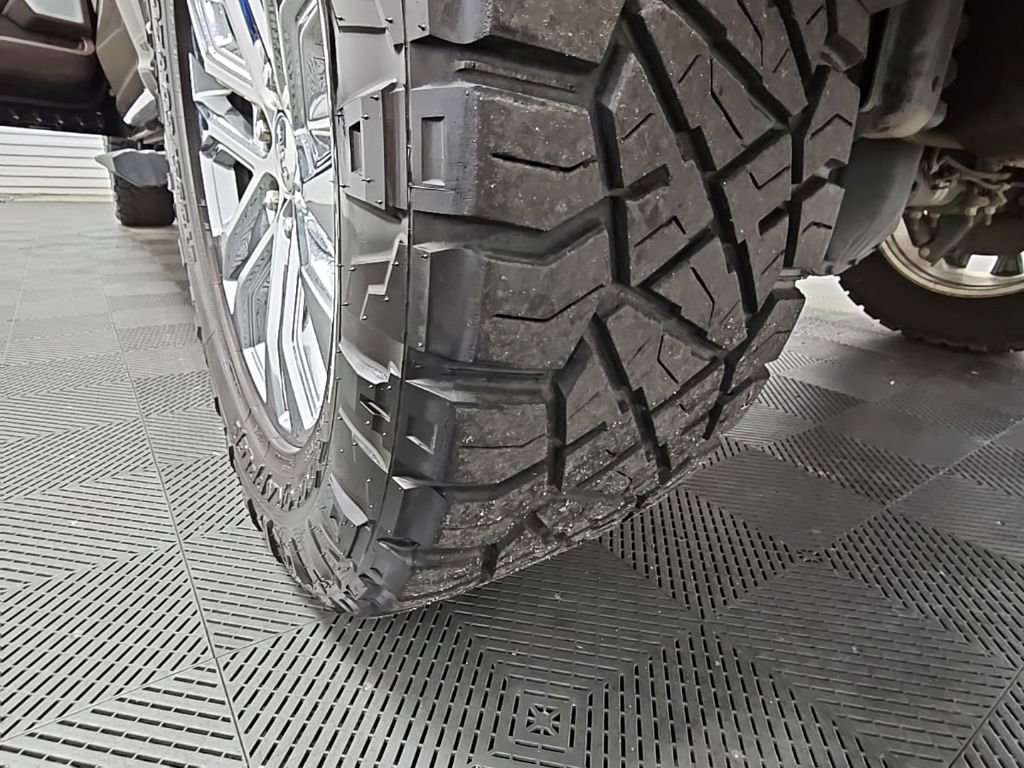 Used 2025 Ford F150 King Ranch w/ FX4 Off-Road Package image 52