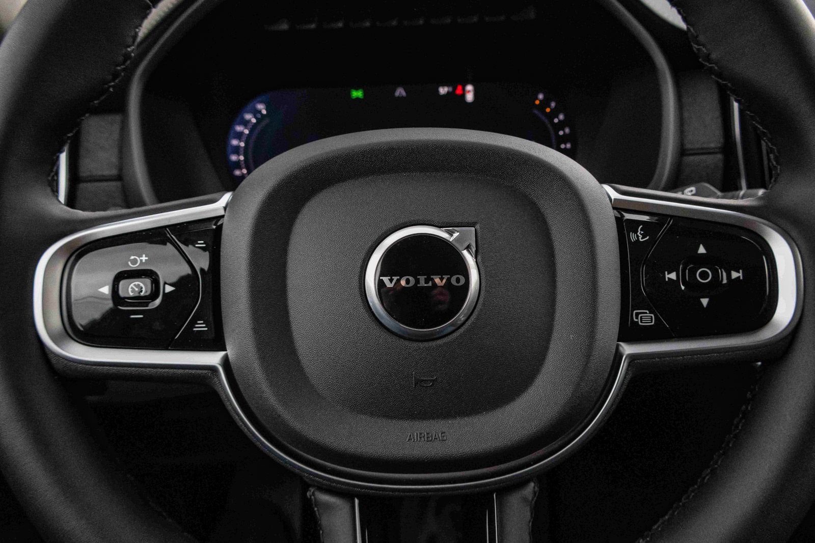 New 2026 Volvo XC90 B6 Ultra w/ Lounge Package AWD/4WD image 36