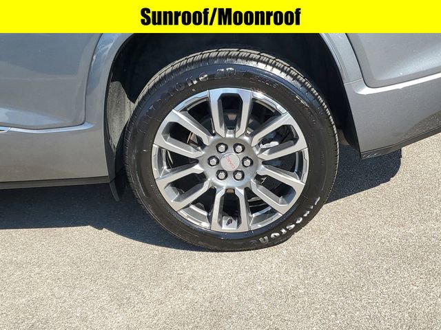 Used 2021 GMC Acadia Denali w/ Denali Ultimate Package image 7