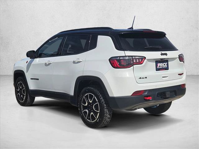 Used 2025 Jeep Compass Trailhawk w/ Trailer Tow Group image 8