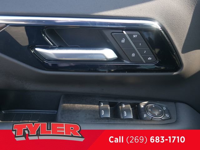 New 2026 Chevrolet Tahoe High Country w/ LPO, Illumination Package AWD/4WD image 23