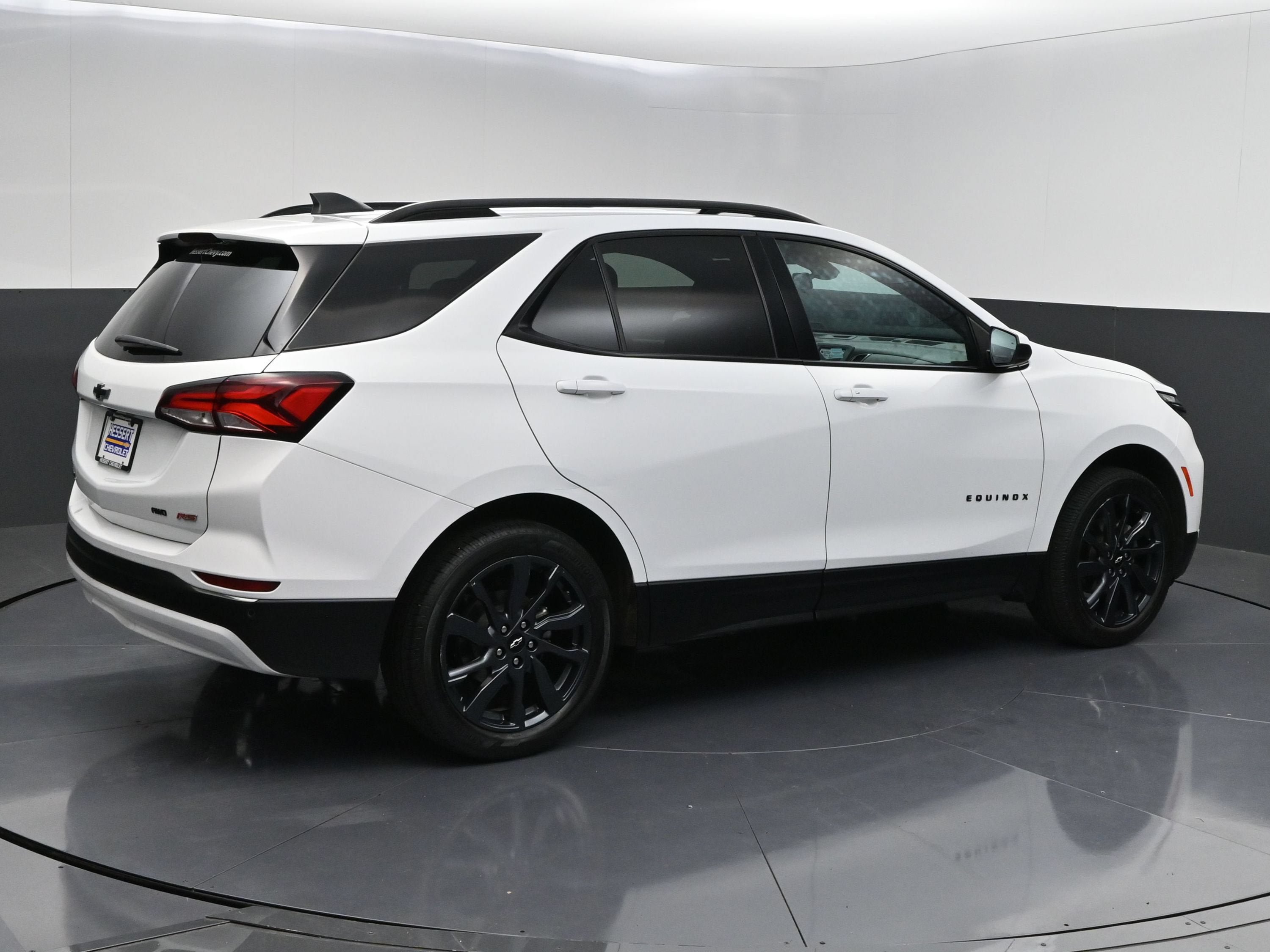 Certified 2022 Chevrolet Equinox RS AWD/4WD image 8