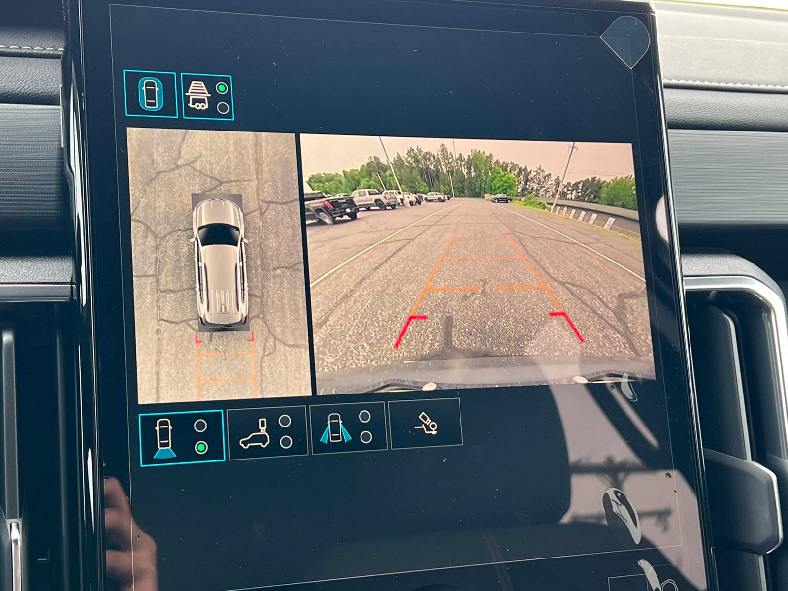 New 2026 GMC Acadia Elevation AWD/4WD image 27