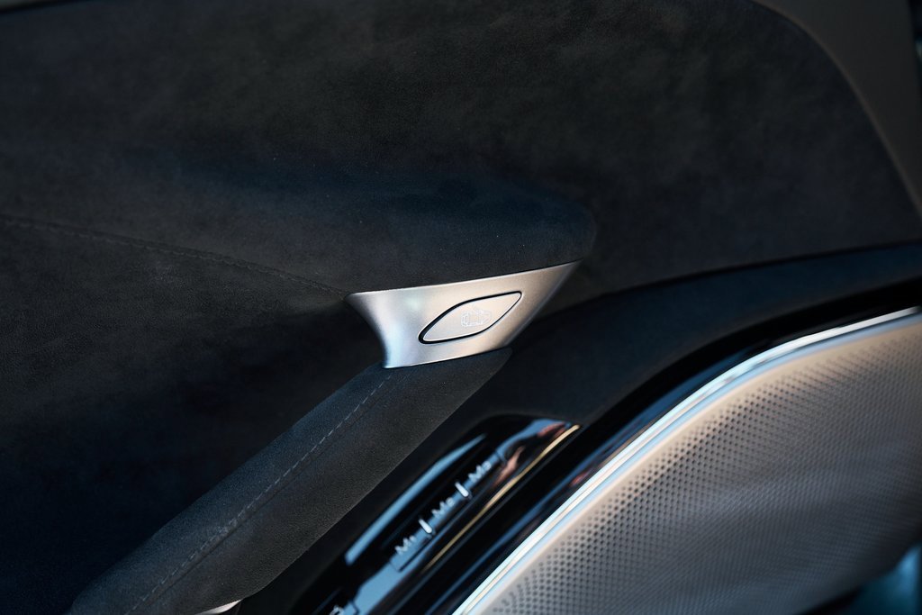 Used 2022 Ferrari Roma Base image 32