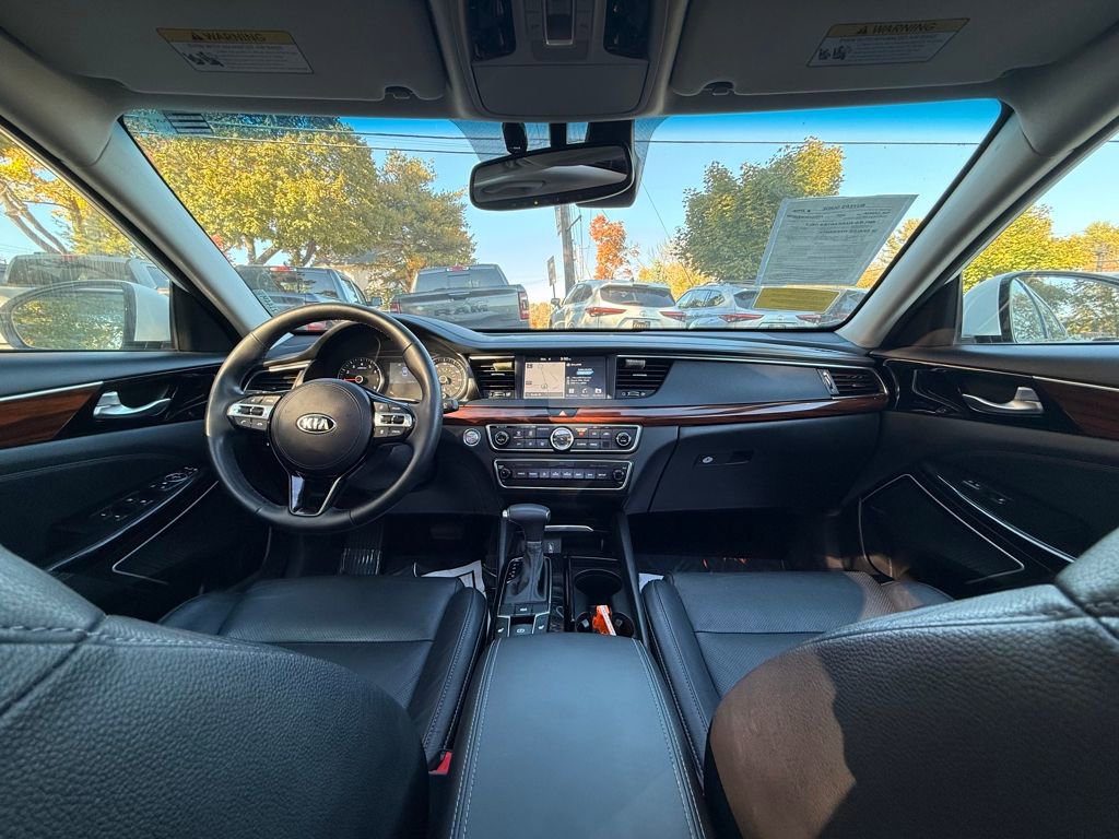 Used 2019 Kia Cadenza Technology image 17
