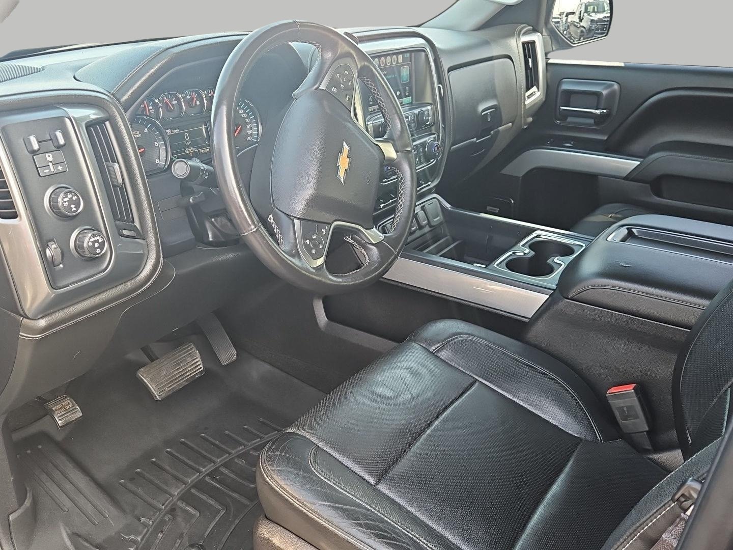 Used 2015 Chevrolet Silverado 1500 LTZ Z71 w/ Midnight Edition AWD/4WD image 10