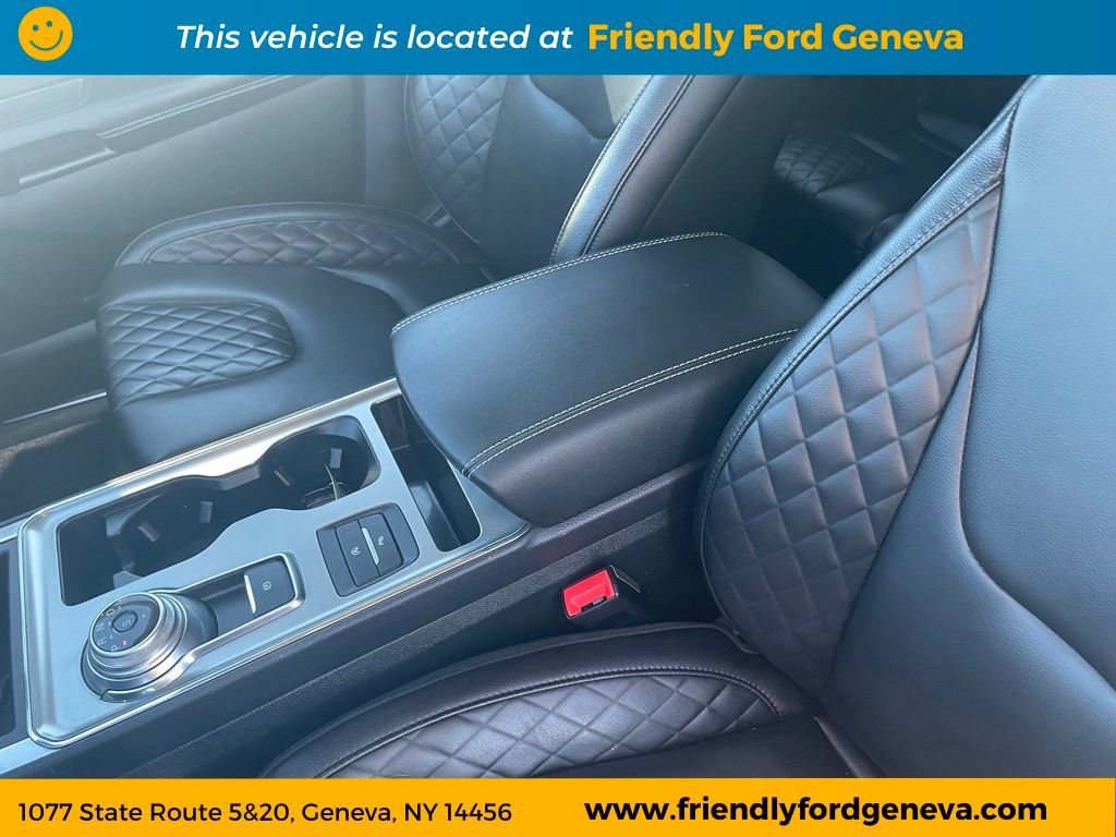 Used 2023 Ford Edge Titanium AWD/4WD image 31
