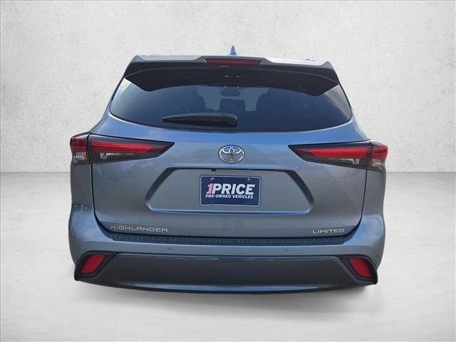 Used 2024 Toyota Highlander Limited FWD image 7