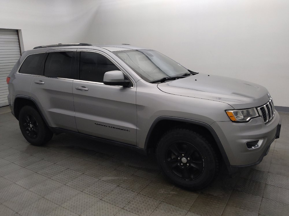 Used 2017 Jeep Grand Cherokee Laredo w/ Quick Order Package 2BE RWD image 11