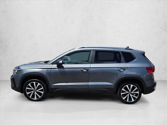 Certified 2023 Volkswagen Taos SE FWD image 9