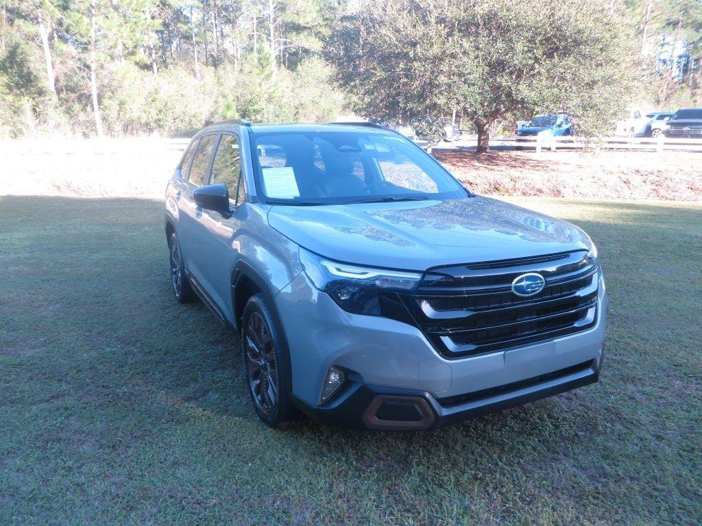 Used 2025 Subaru Forester Sport AWD/4WD image 4