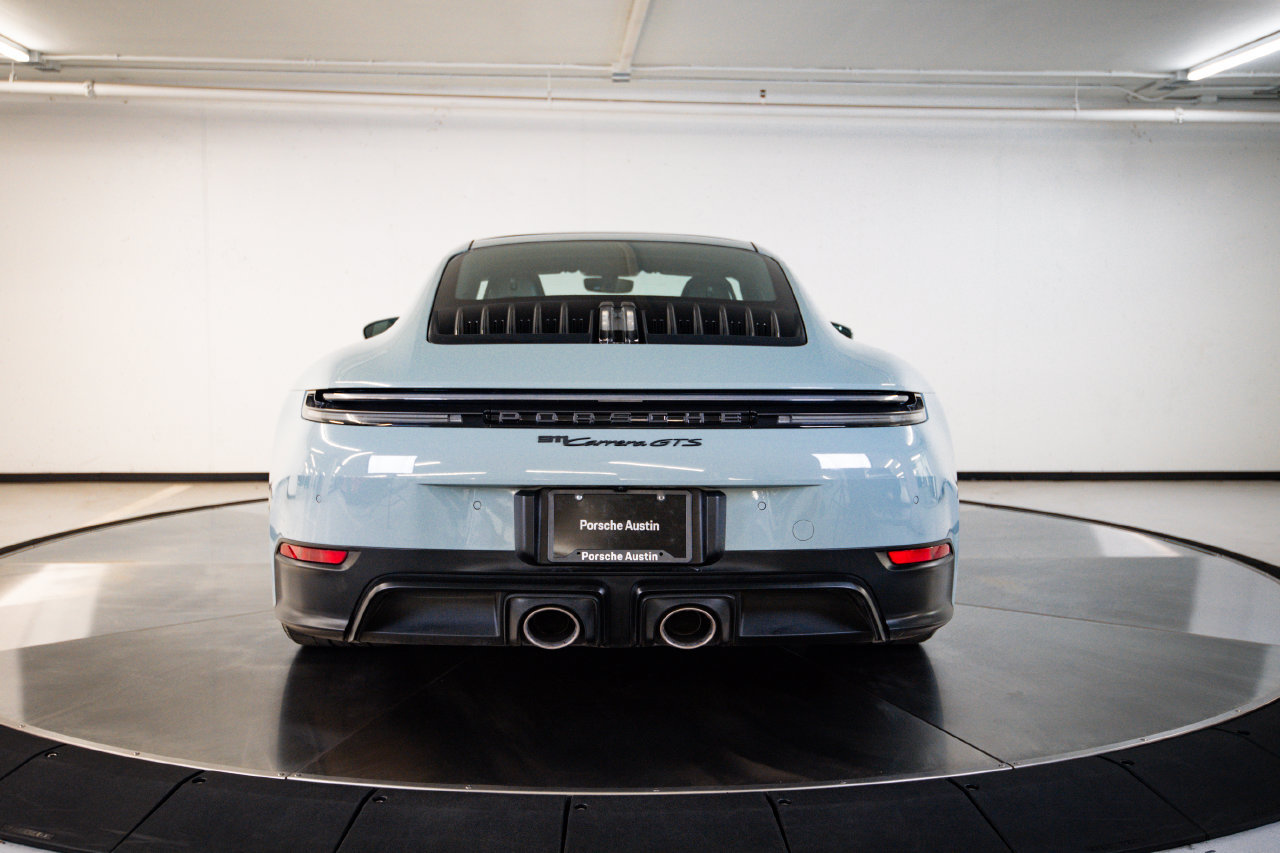 Certified 2025 Porsche 911 Carrera GTS RWD image 6