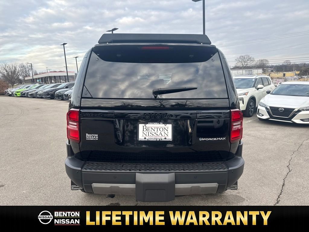 Used 2024 Toyota Land Cruiser image 10