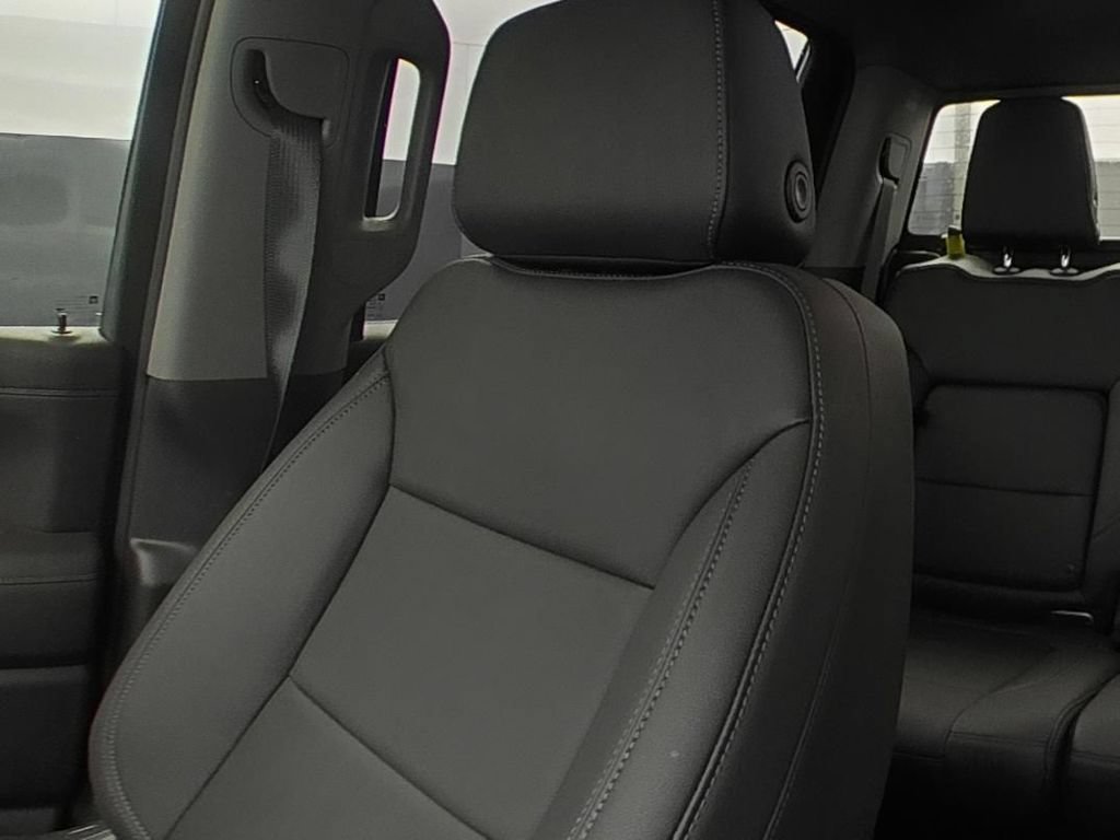 Certified 2021 Chevrolet Silverado 1500 RST w/ Convenience Package II AWD/4WD image 9