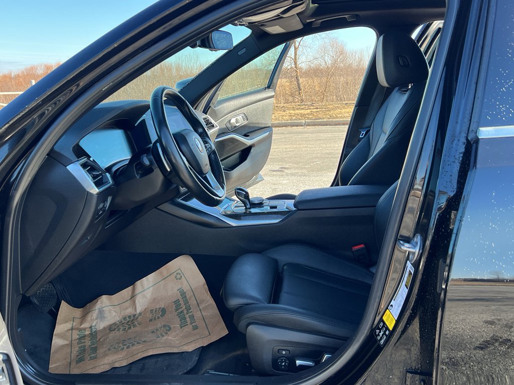 Used 2020 BMW 330i xDrive Sedan w/ Convenience Package image 13