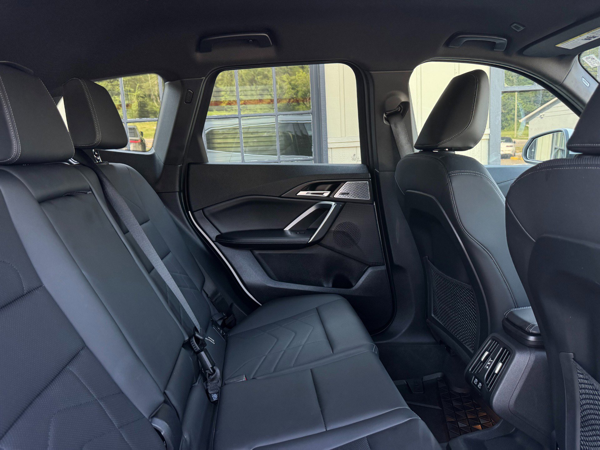 Used 2024 BMW X1 xDrive28i w/ Convenience Package image 39