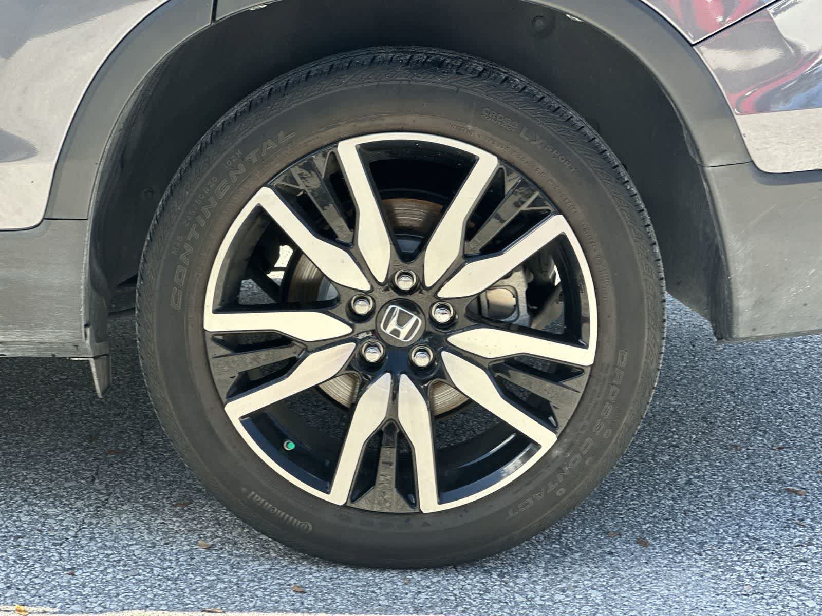 Used 2022 Honda Pilot Touring image 12
