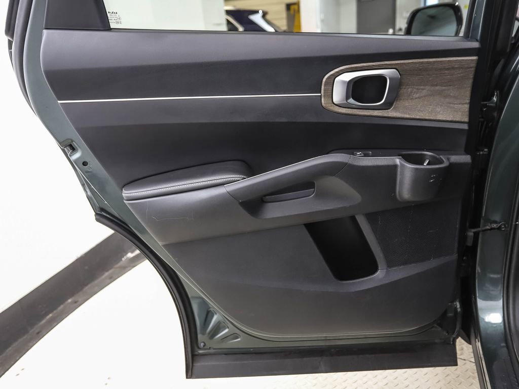 Used 2022 Kia Sorento X-Line EX image 19