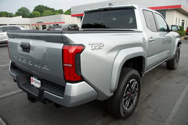 Used 2026 Toyota Tacoma TRD Sport AWD/4WD image 7
