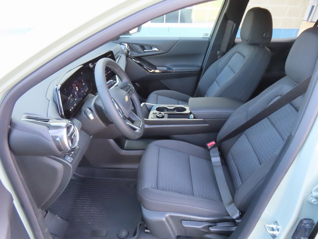 New 2026 Chevrolet Equinox LT w/ LPO, Floor Liner Package image 20