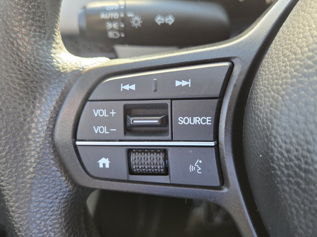 Certified 2024 Honda HR-V LX image 23