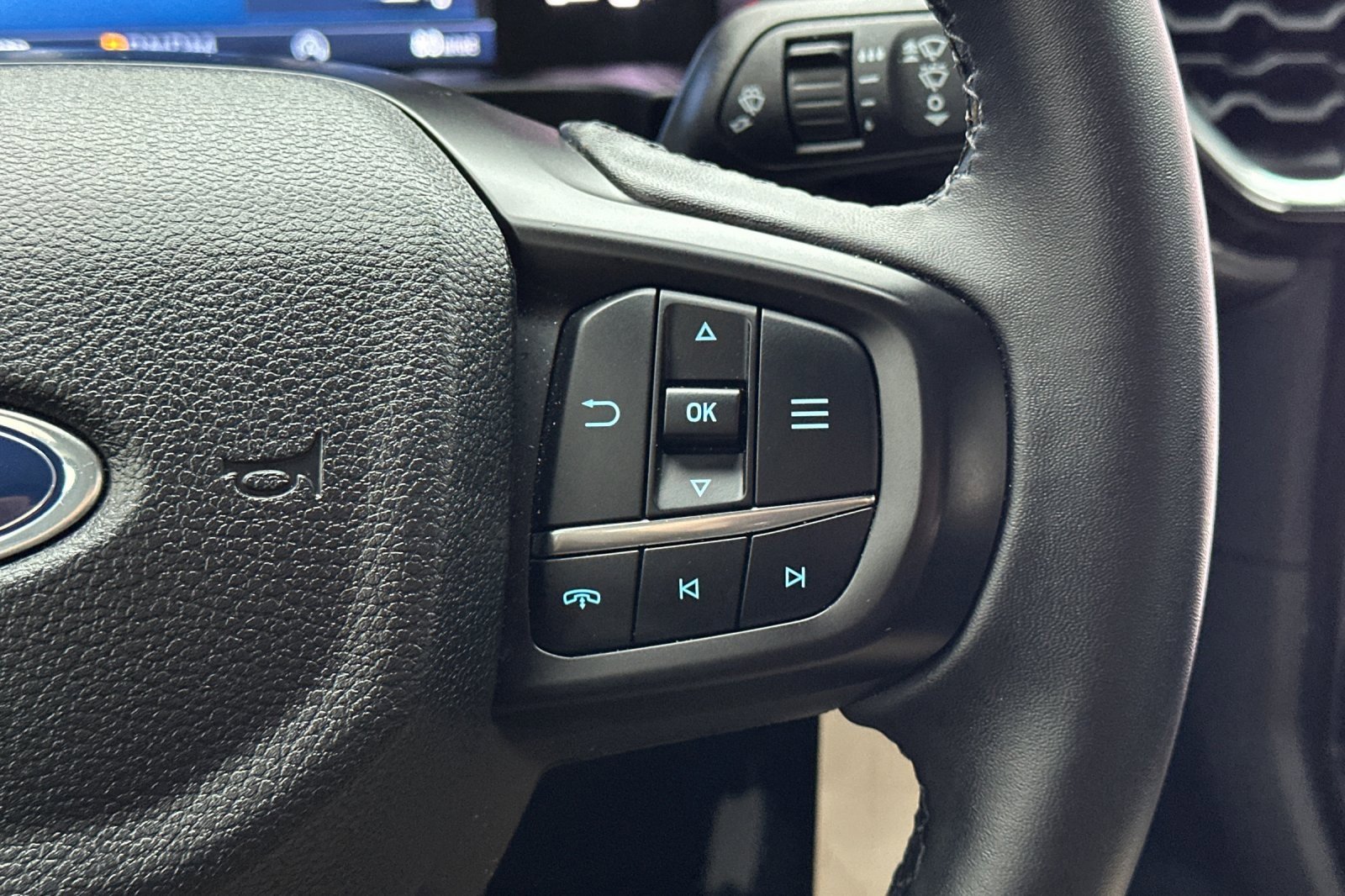 Used 2025 Ford Ranger XLT w/ Equipment Group 301A High image 30