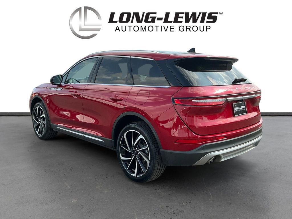 Certified 2023 Lincoln Corsair Reserve w/ Equipment Group 201A image 4