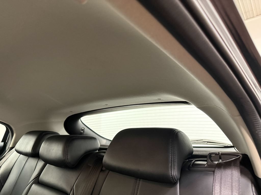 Used 2018 MAZDA MAZDA3 Touring FWD image 9