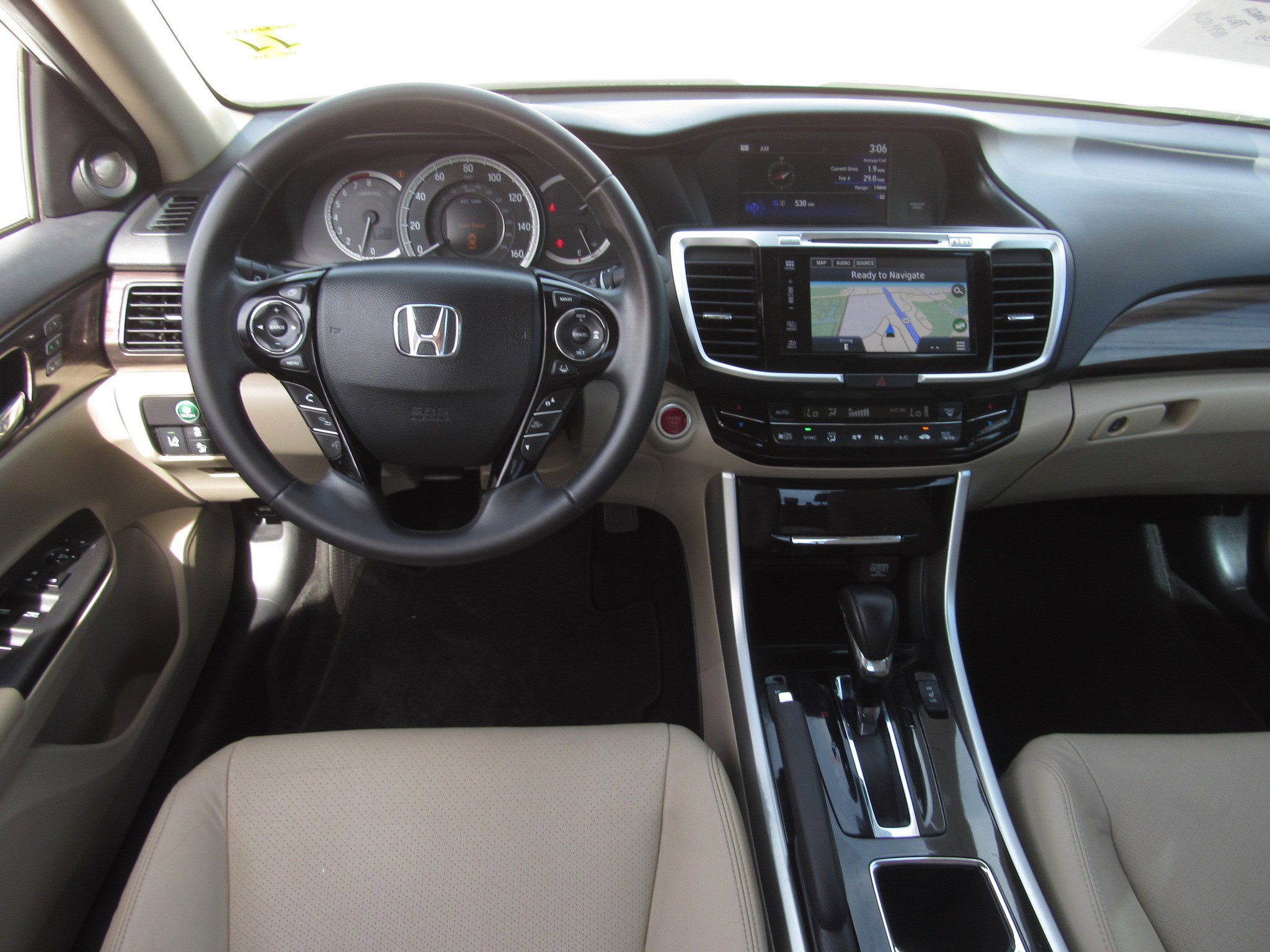 Certified 2017 Honda Accord EX-L image 16