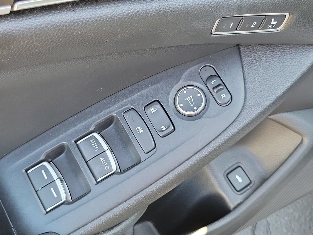 Used 2022 Honda Accord EX-L image 21