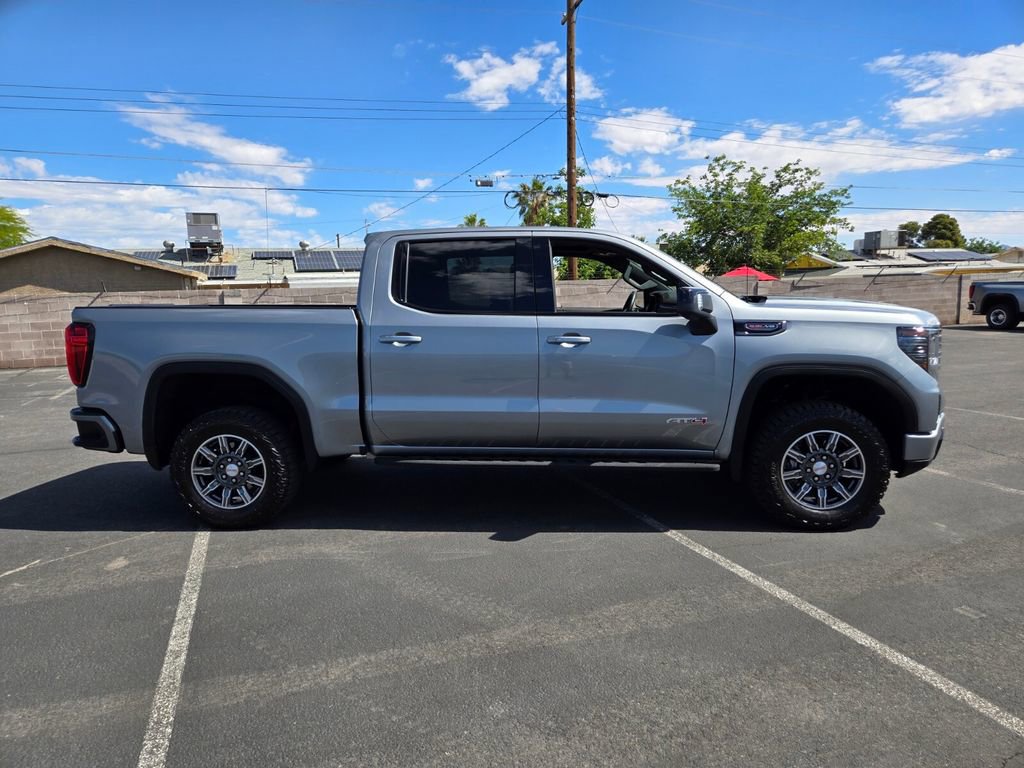 Used 2024 GMC Sierra 1500 AT4 w/ Technology Package AWD/4WD image 7
