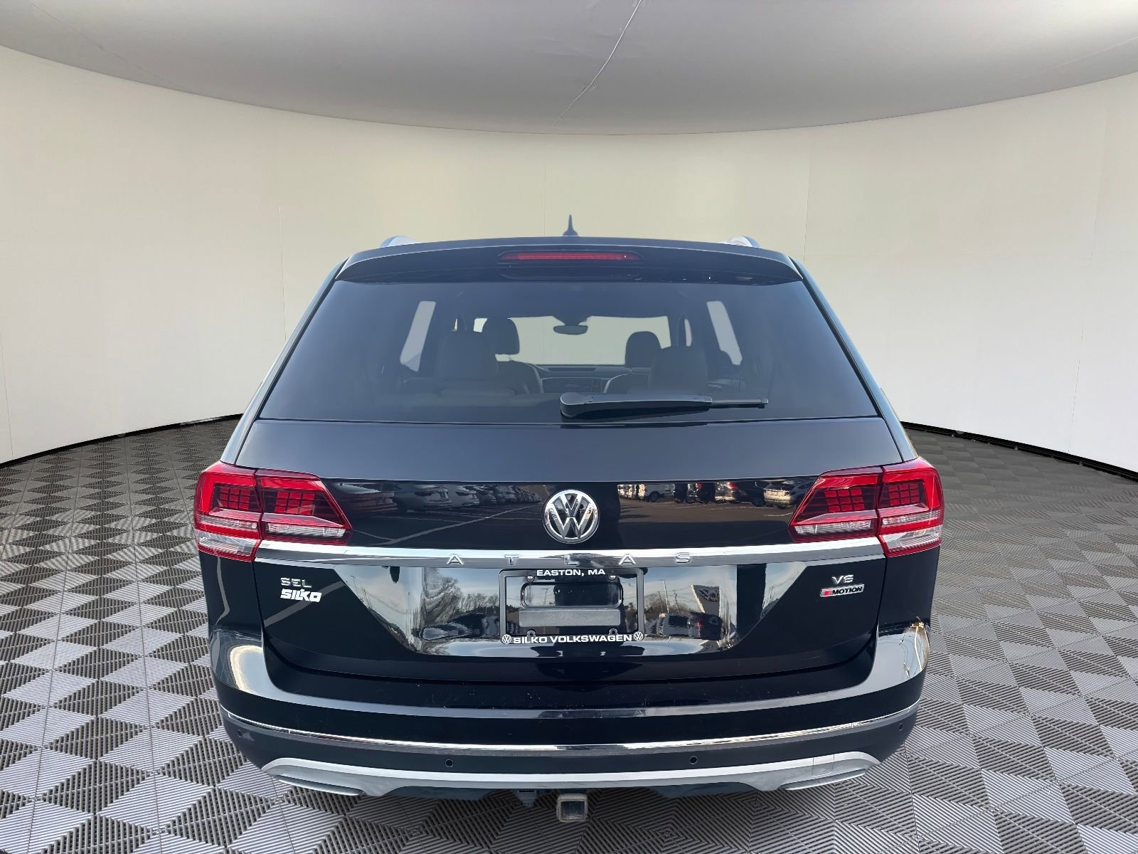 Used 2019 Volkswagen Atlas SEL image 4