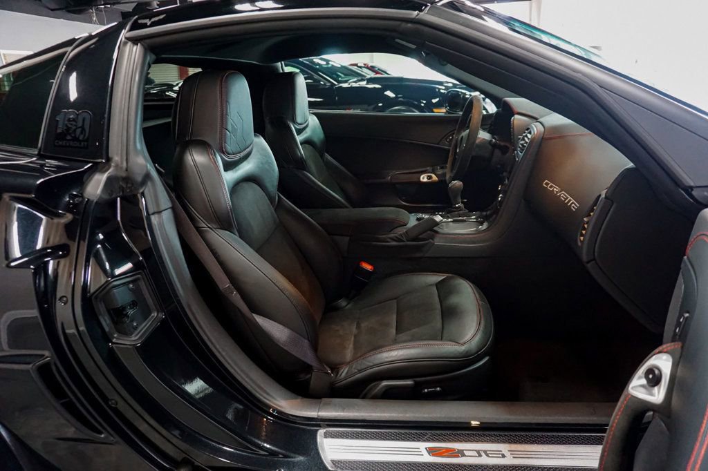 Used 2012 Chevrolet Corvette Z06 w/ 3LZ Preferred Equipment Group image 35