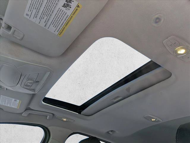 Used 2014 Ford Focus Titanium FWD image 15